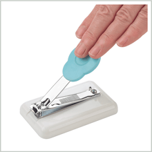 Cargar imagen en el visor de la galería, Cortauñas con base antideslizante Easi-Grip - creAcciones