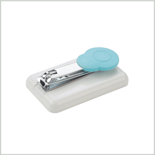 Cargar imagen en el visor de la galería, Cortauñas con base antideslizante Easi-Grip - creAcciones